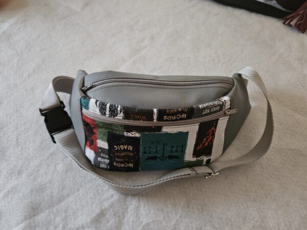sac banane en simili cuir gris et tissu à motif