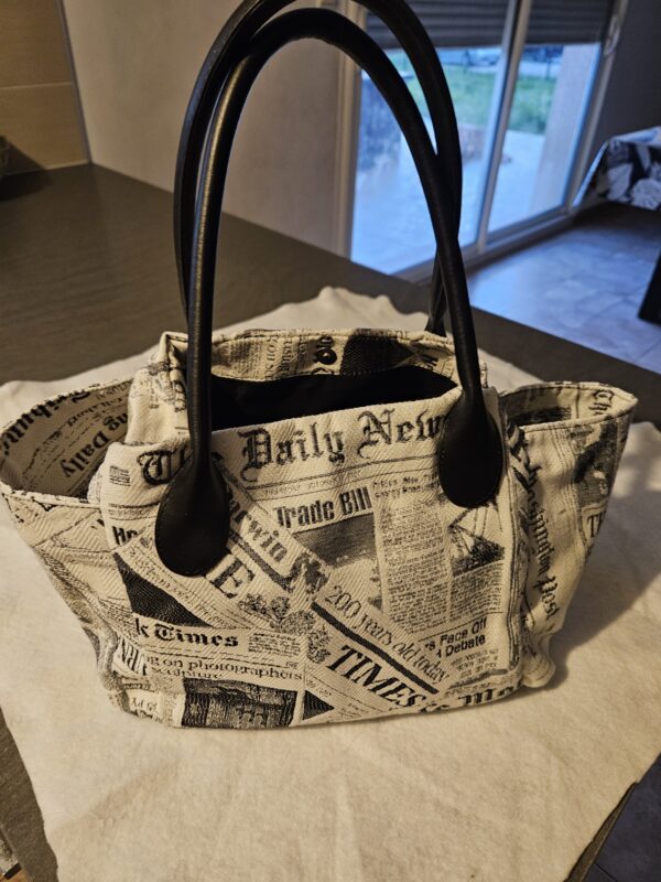 sac cabas en tissu style journaux