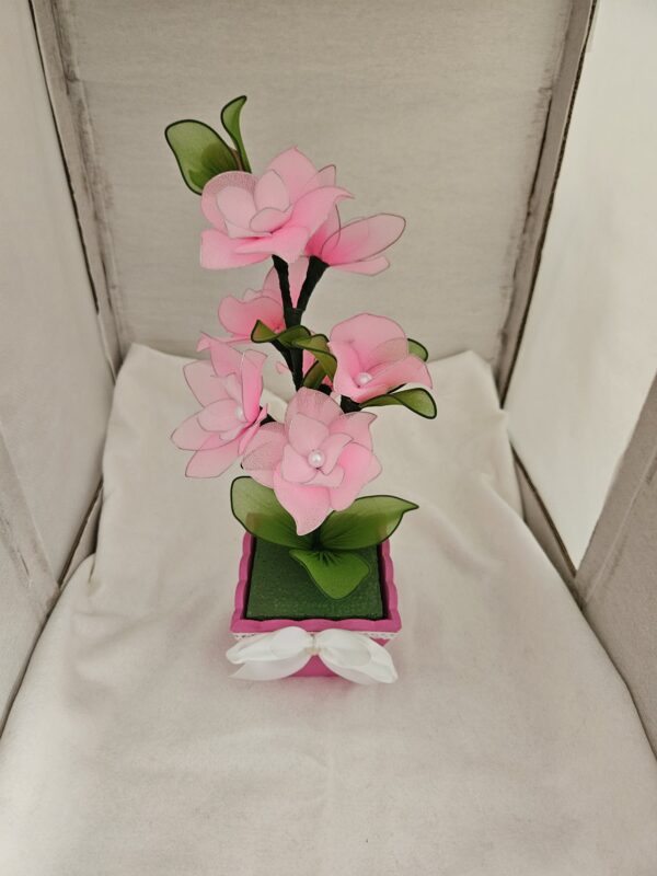 Fleurs en nylon rose